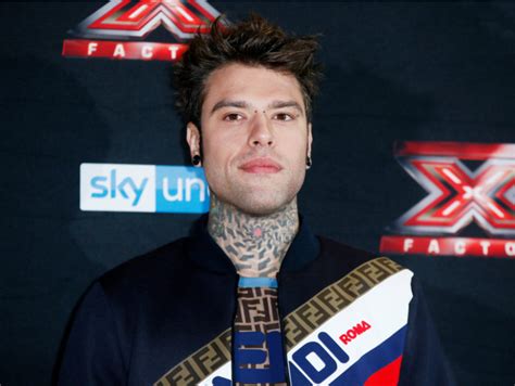 fedez singer.